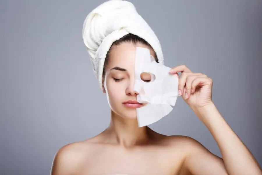 La maschera di bellezza? Ora si fa con lo smartphone